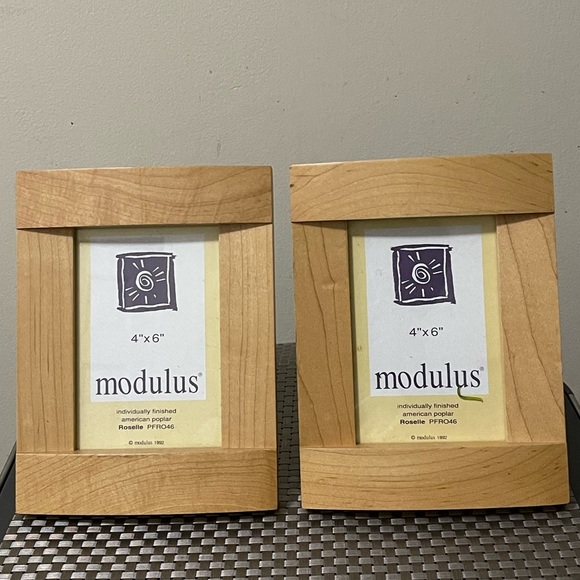 Vintage modulus Roselle Picture Frame 4" x 6". - Picture 1 of 1